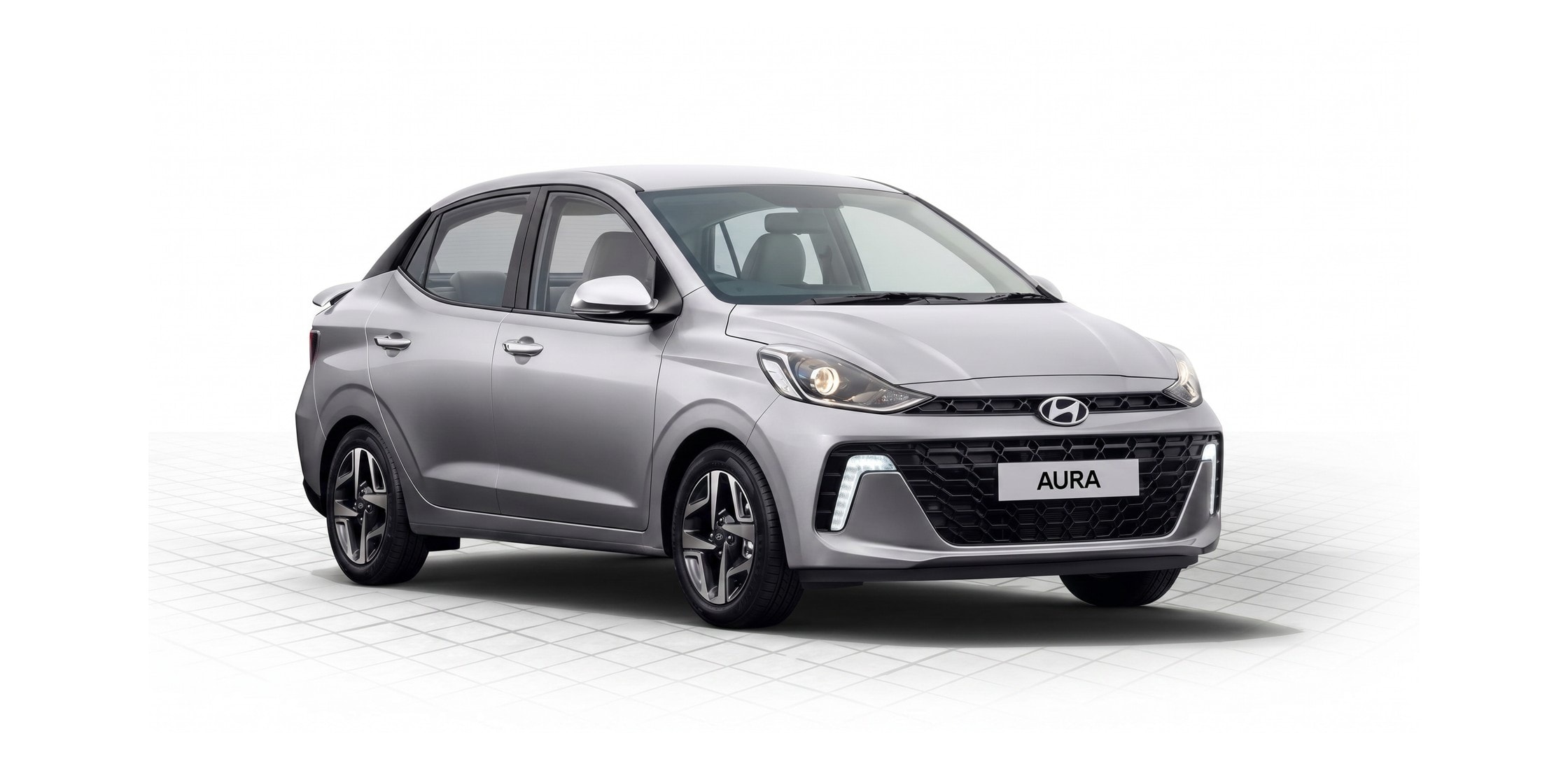 Hyundai AURA