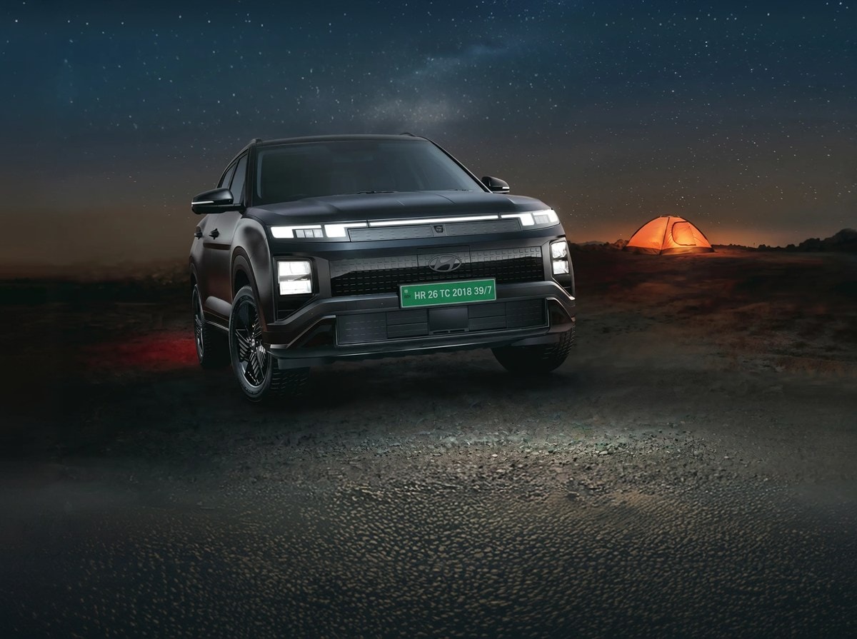 Hyundai CRETA Electric Knight at night