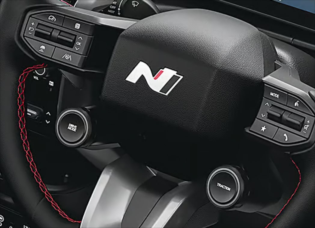 Drive mode select – Eco, Normal, sport | Traction control modes – Sand, Mud, Snow (New)