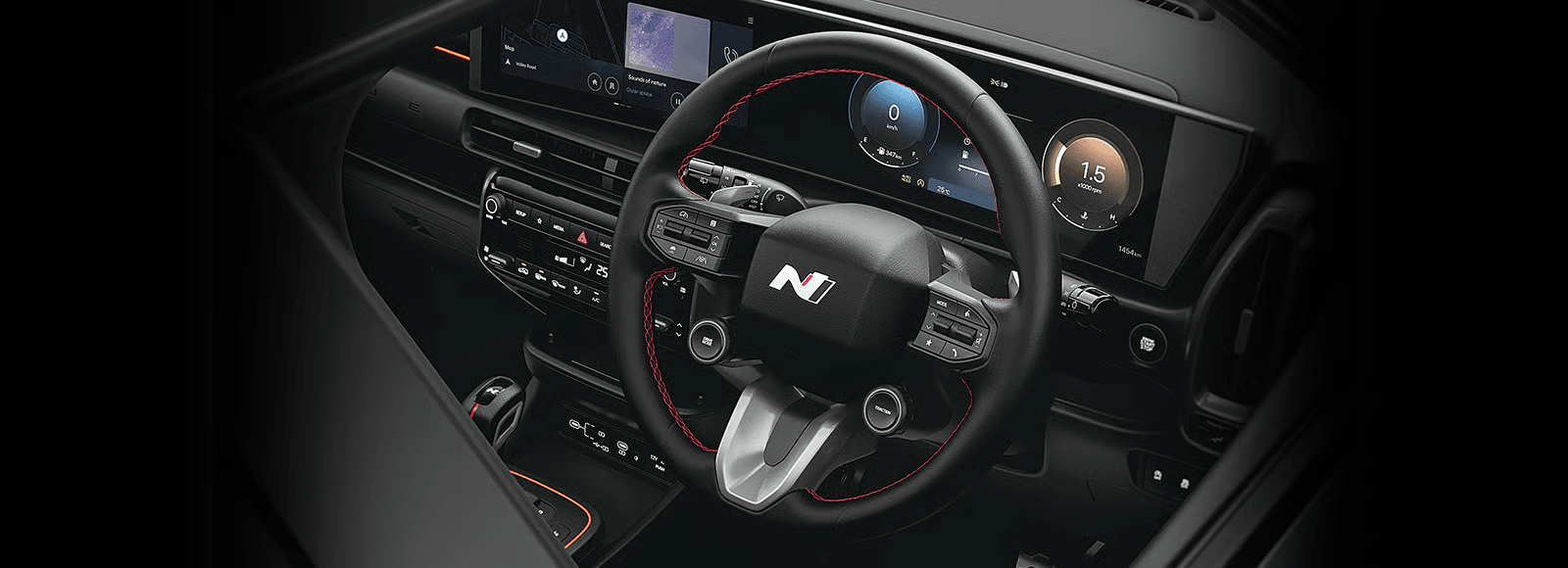 Hyundai VENUE N Line cockpit