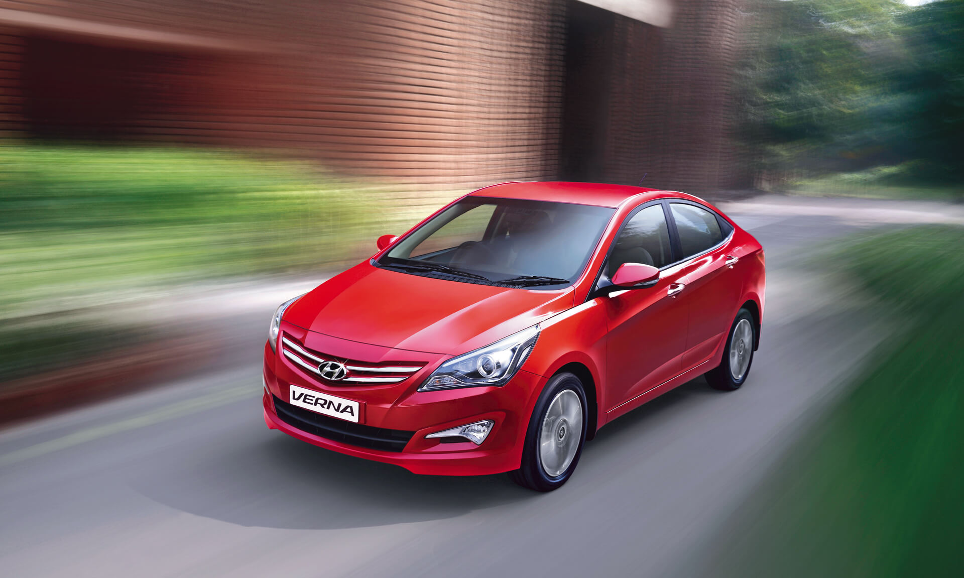 Hyundai Fluidic Verna - Active 1